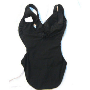 LL Bean Slimming Swim Tanksuit Womens size 12 Reg